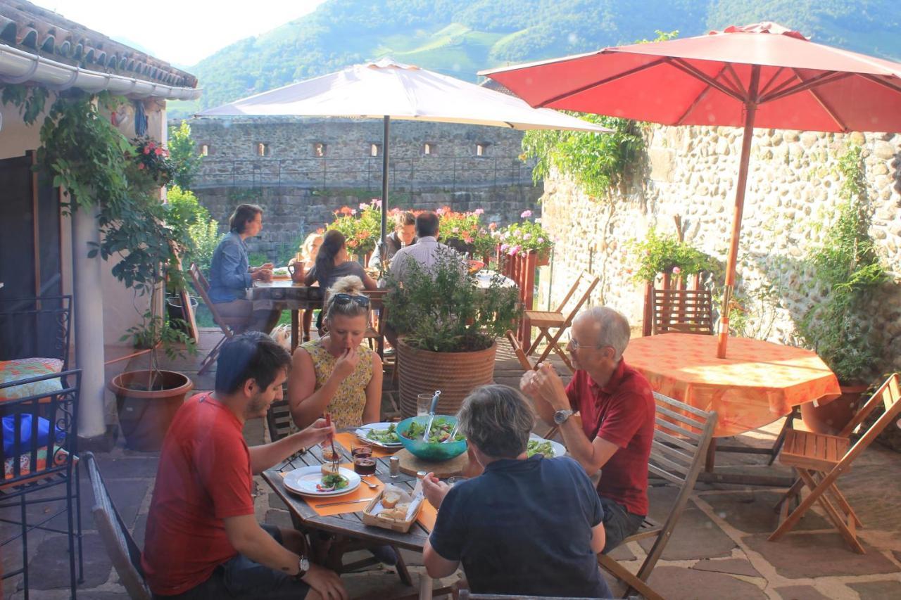 Auberge Du Pelerin Saint-Jean-Pied-de-Port Buitenkant foto